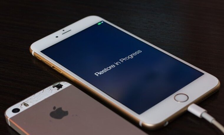 Внимание! Не пытайтесь обновить или восстановить прошивку iPhone через Windows-ПК
 Артём Баусов | 25 сентября 2017 40  В закладки