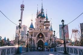 Lotte World.