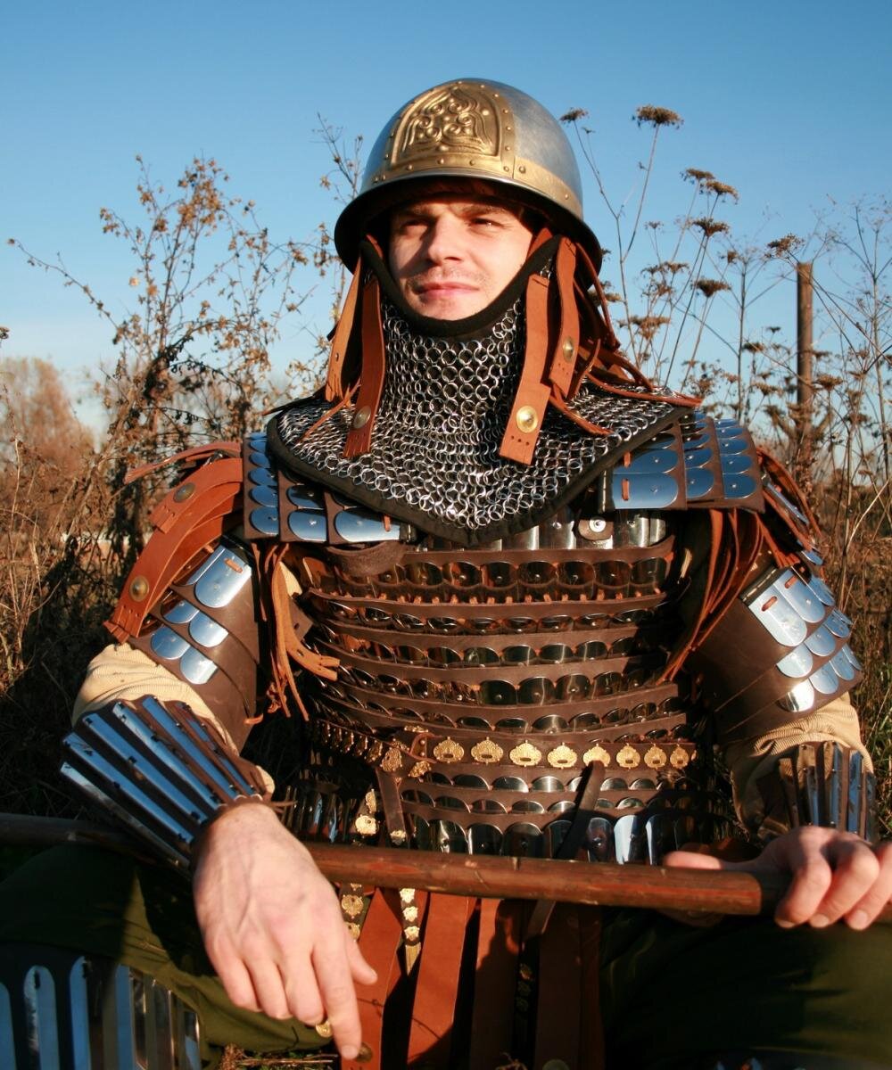 Византийский воин. Современная реконструкция. Источник: https://web.archive.org/save/https://pikabu.ru/tag/%D0%94%D0%BE%D1%81