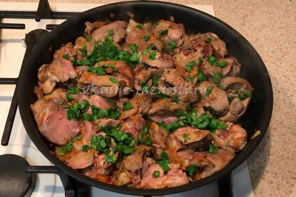 Нежная куриная печень на сковороде