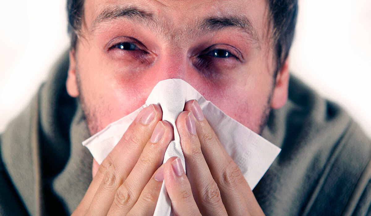 Мужчине на картинке явно нехорошо