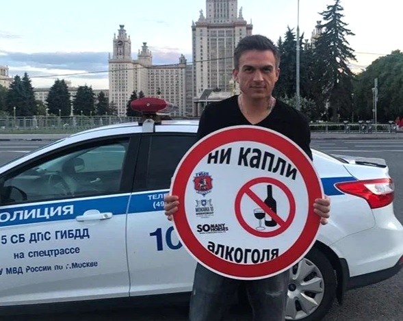 Знаменитости, фото взято из свободного доступа