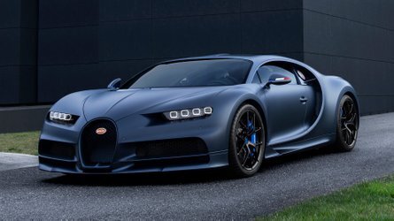Bugatti Automobiles S.A.S. (кратко: Bugatti — «Буга́тти») — французская автомобилестроительная компания, специализирующаяся на выпуске легковых автомобилей класса люкс под маркой Bugatti. Штаб-квартира — фамильное поместье Шато Сэн-Жан (фр. Château Saint Jean) — и производство находятся в эльзасском городе Мольсеме. В настоящее время компания входит в состав немецкого концерна Volkswagen AG, президентом является Вольфганг Дюрхаймер.