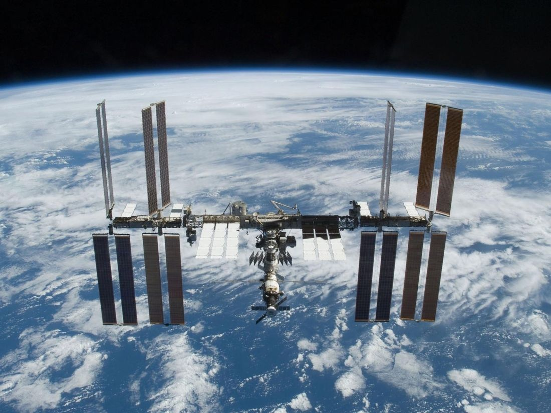 Фильм должен быть снят на международной космической станций. Фото: NASA.