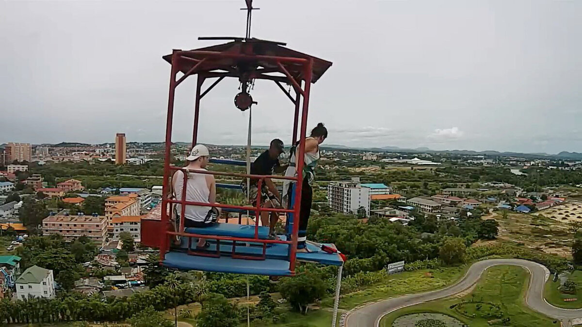 Банджи-джампинг