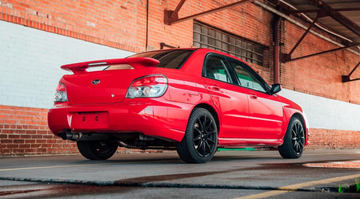 Subaru Impreza WRX STI 2006 красный