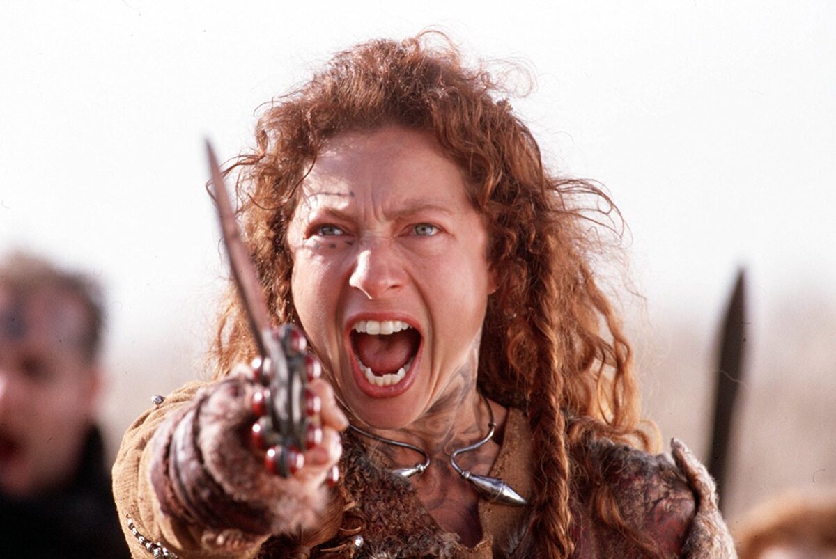 Алекс Кингстон в роли королевы Боудики