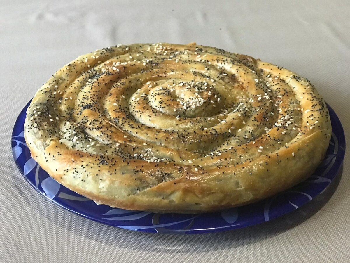 Бурек с мясом турецкий