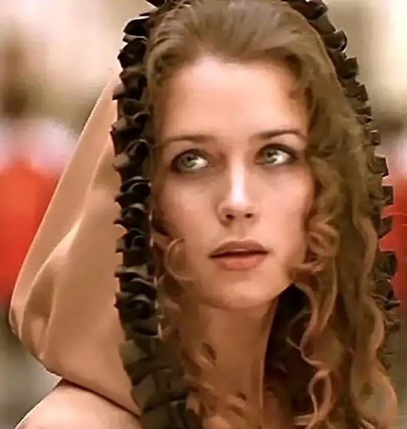 В роли Констанции в фильме «Д’Артаньян и три мушкетёра»