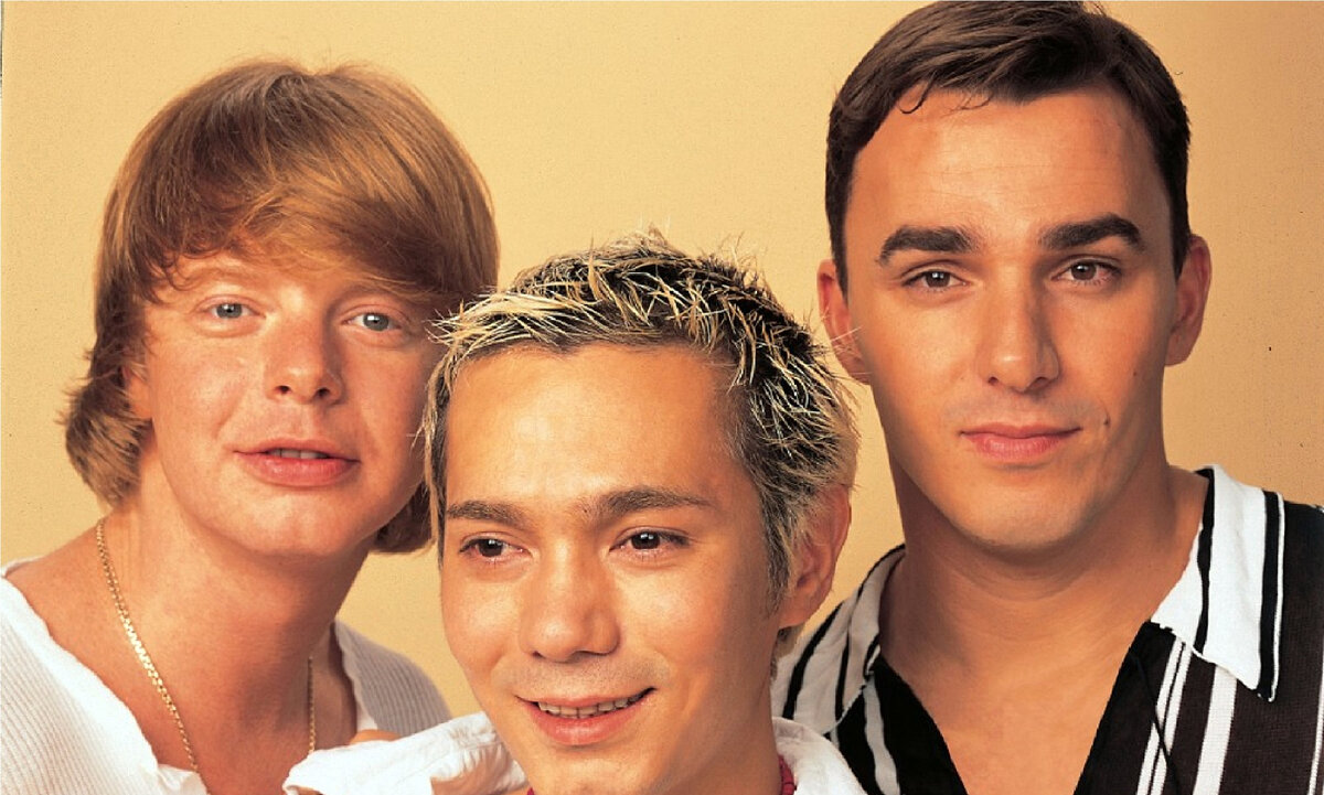 Снегири». Три популярных русских песни о «зимних» птицах. | Журнал МУЗилка  | Дзен