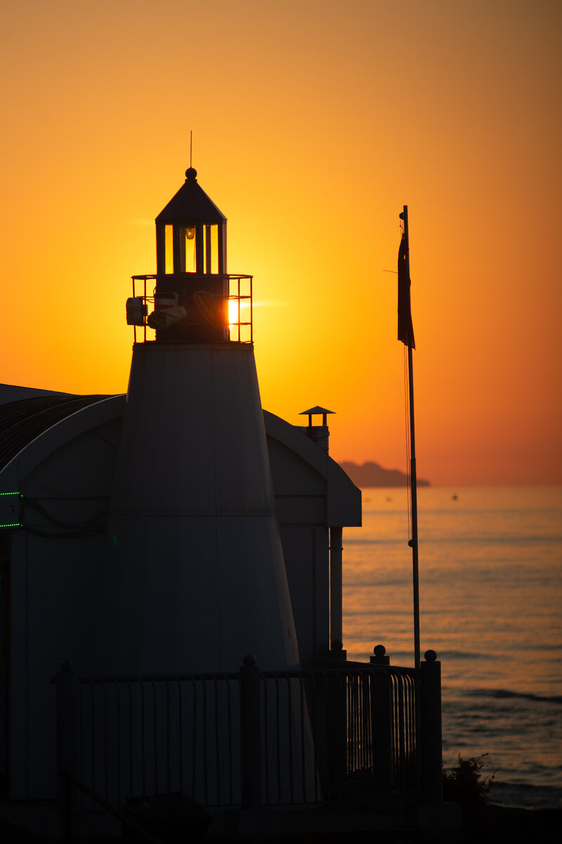 Закат на набережной Светлогорска