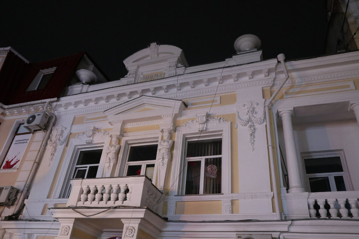 Жизнь в поезде. Тур по Крыму под стук колёс с "Гранд-экспрессом"