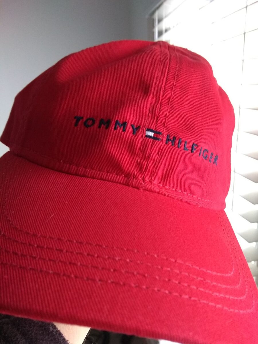 Кепку купил - можно лететь.