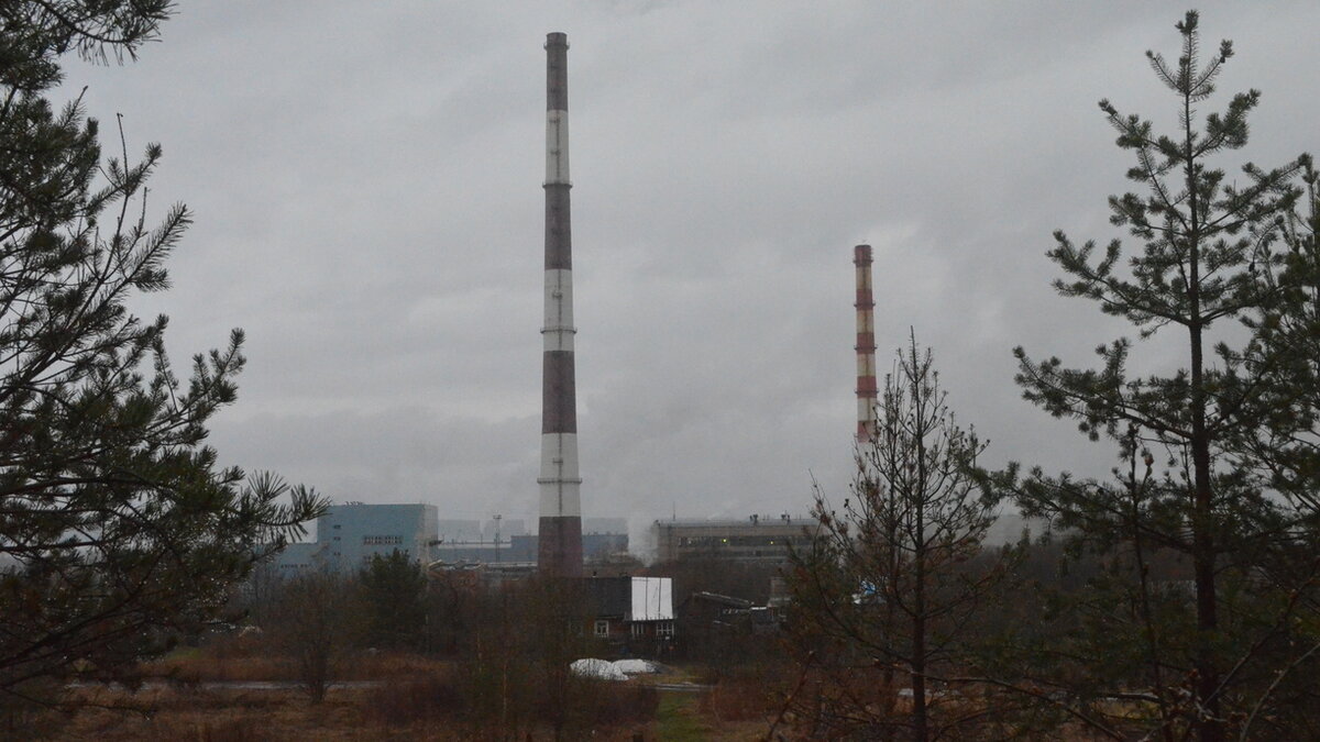     Режим НМУ первой степени опасности продлен до 11:00 11 августа.