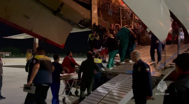    Спецборт МЧС доставил в Подмосковье 16 пострадавших в результате взрыва в Махачкале Андрей Севостьянов