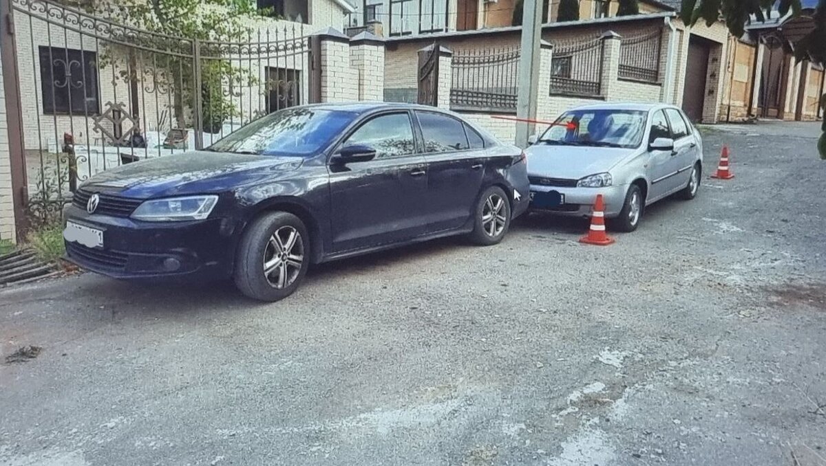     В Ставропольском крае покатившийся автомобиль сбил насмерть человека, сообщает Госавтоинспекция Минераловодского городского округа.