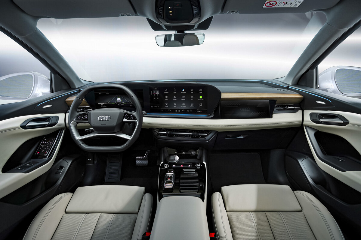    Audi Q6 e-tron   
Audi
