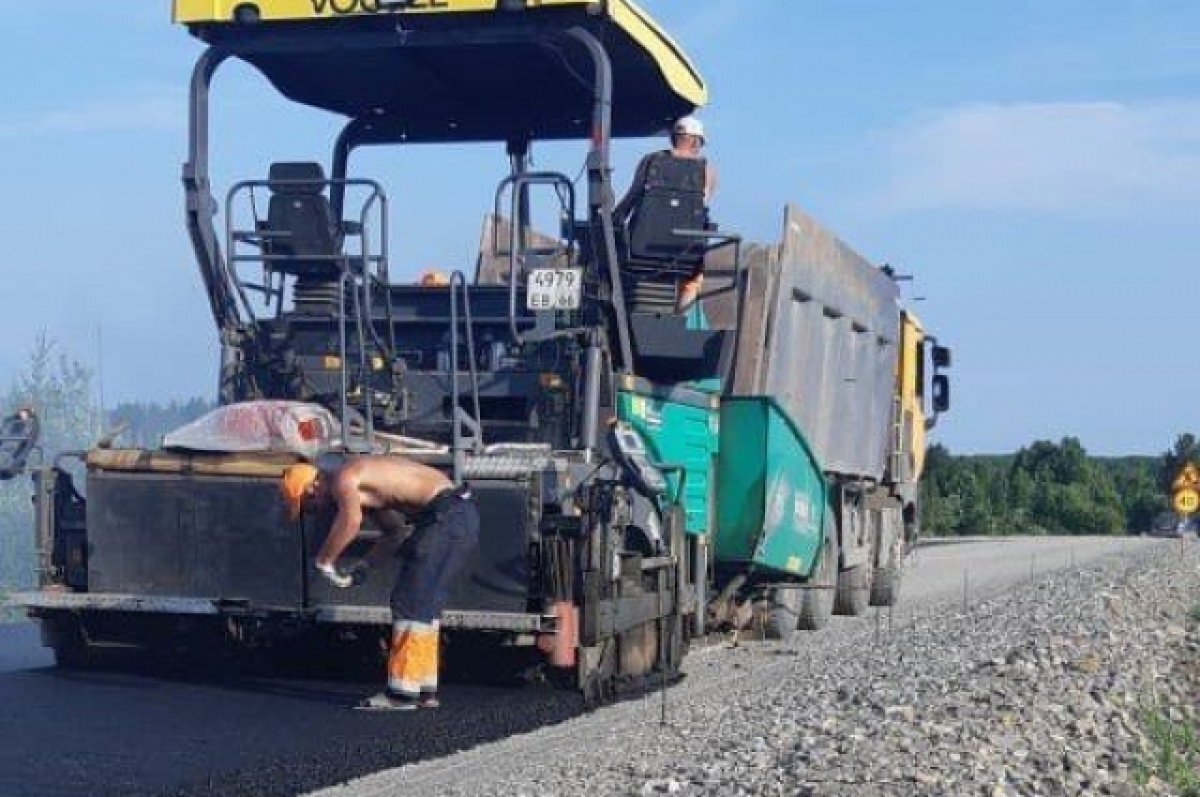    Строители привели в порядок около десятка дорог, связанных с туристическими маршрутами.