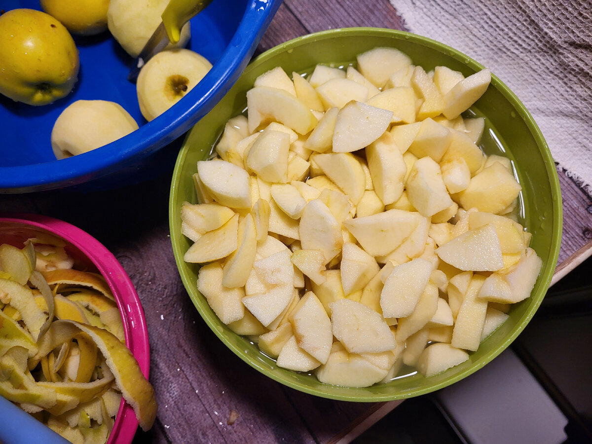 ЯБЛОЧНОЕ пюре БЕЗ сахара и ЯБЛОЧНОЕ пюре СО СГУЩЕНКОЙ и сахаром 