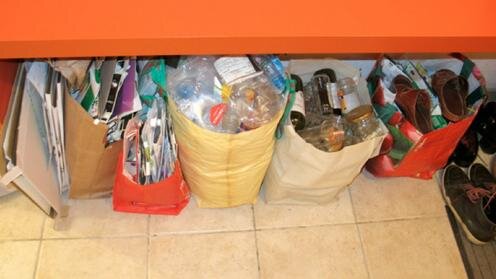  Отсортированные бытовые отходы. Фото с сайта Lookbio.ru