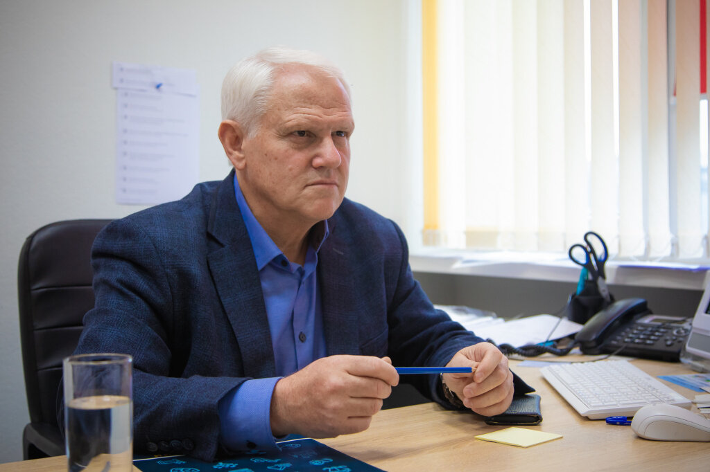 Каплан профессор мгу. Яковлевичем капланом. Яковлевичем капланом. Яковлевичем капланом. Каплан артист пенза.