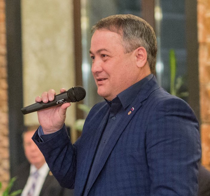 Всеволод Ию