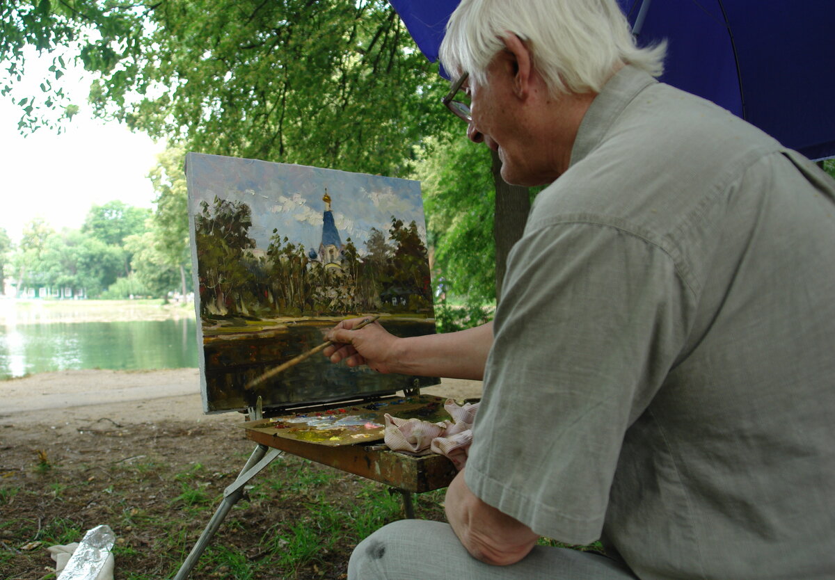 Художник С. Артов на пленэре в Костино (Королев МО), 2011 г. (личный архив Автора)