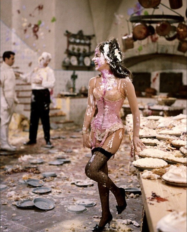 Натали Вуд на съемках «Больших гонок» (1965)