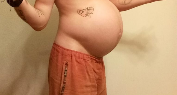 Трансгендер-мужчина, родивший сына, рассказал о своей беременности