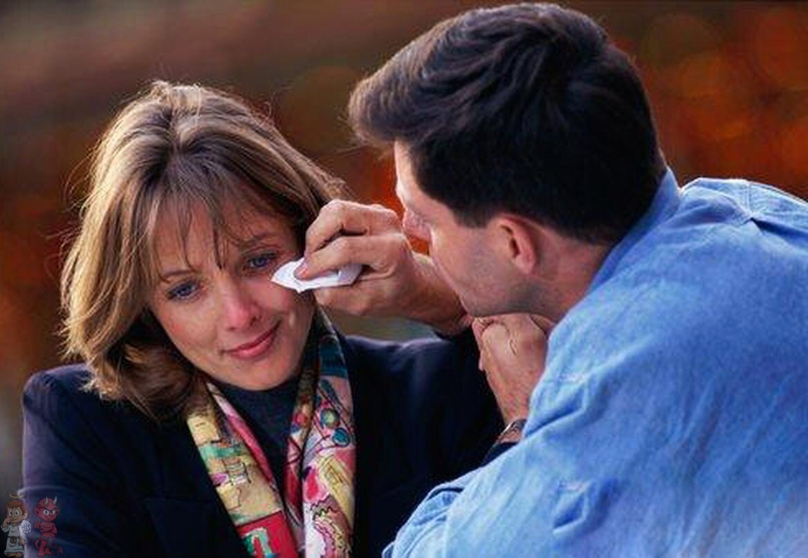 Оказывать поддержку девушке -это не быть жилеткой.