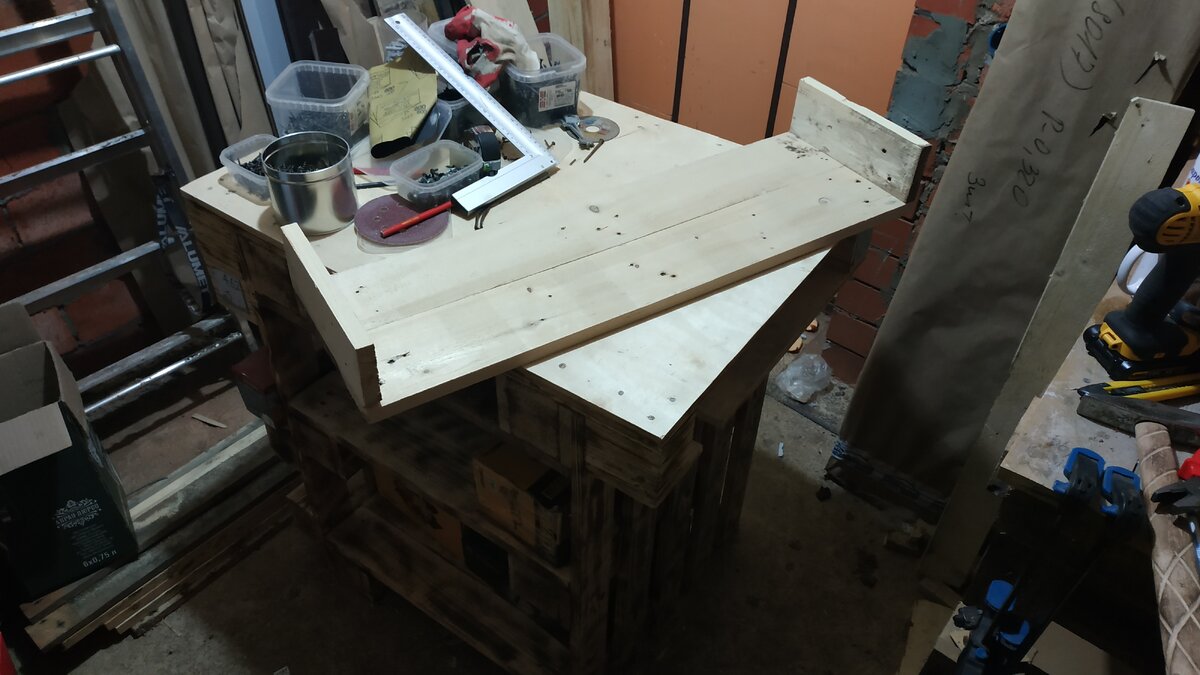 Сборка кашпо.