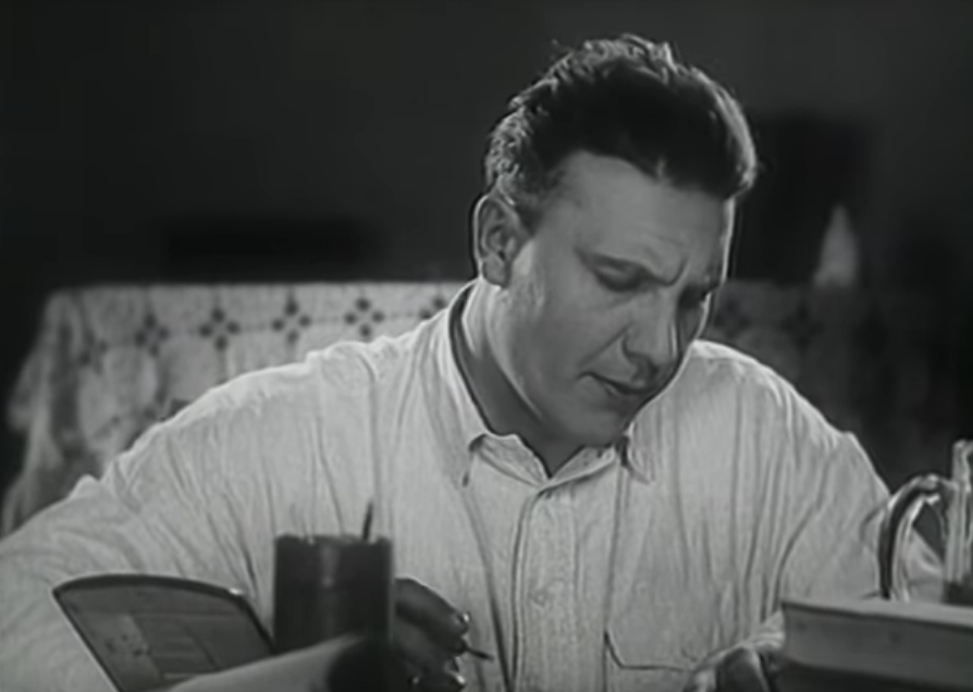 Николай Симонов в фильме "Горячие денёчки"