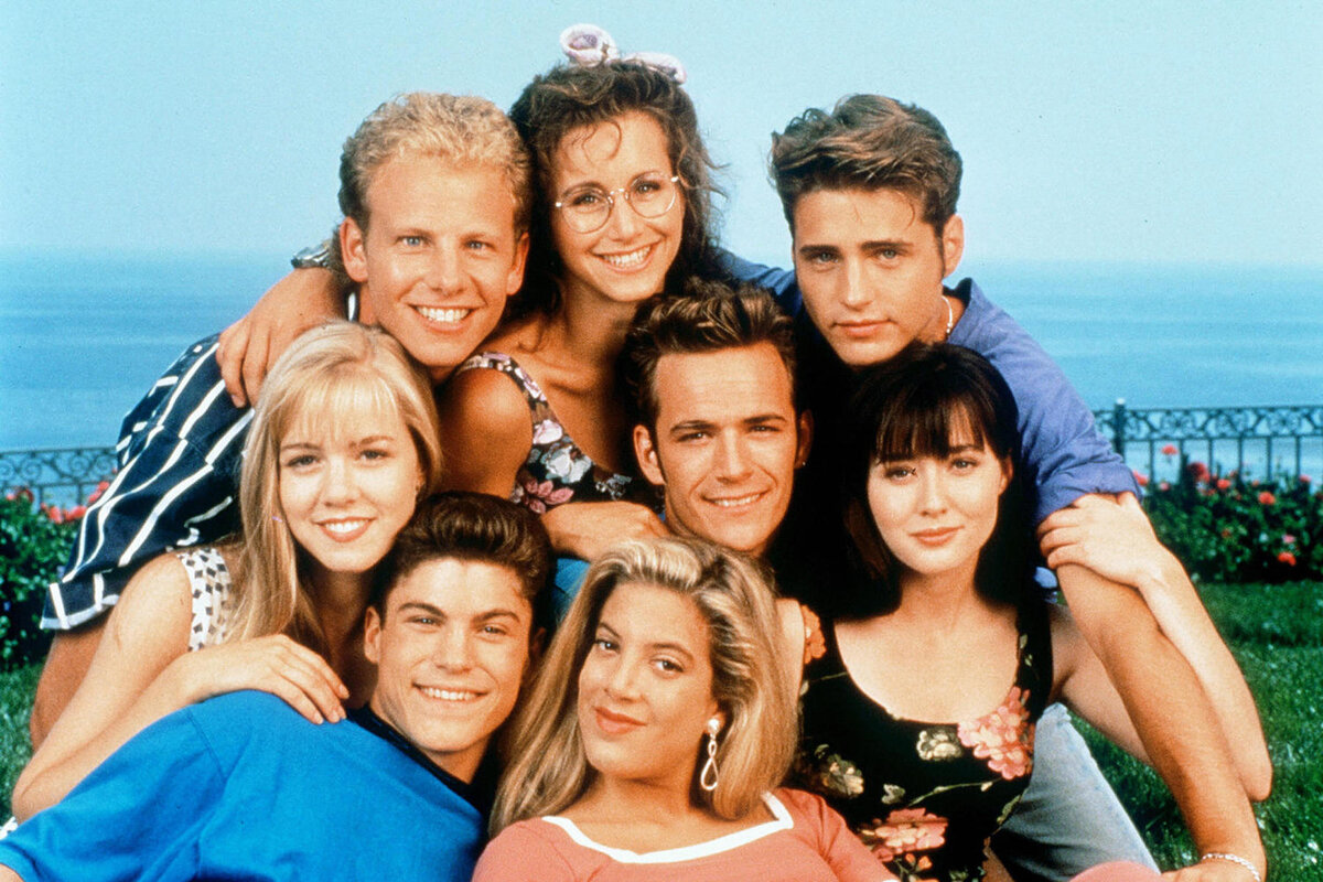 фото: https://www.tvguide.com/news/unauthorized-beverly-hills-90210-movie-lifetime/