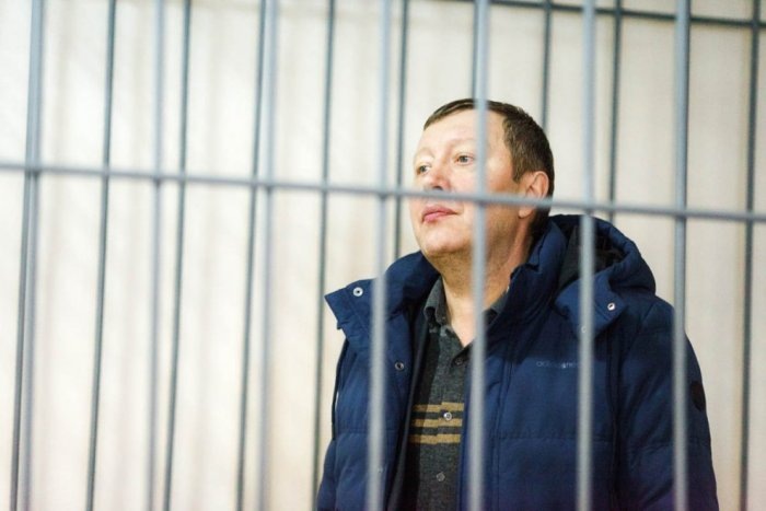Фото: Чита.Ру. Михаил Лазуткин в зале суда 
