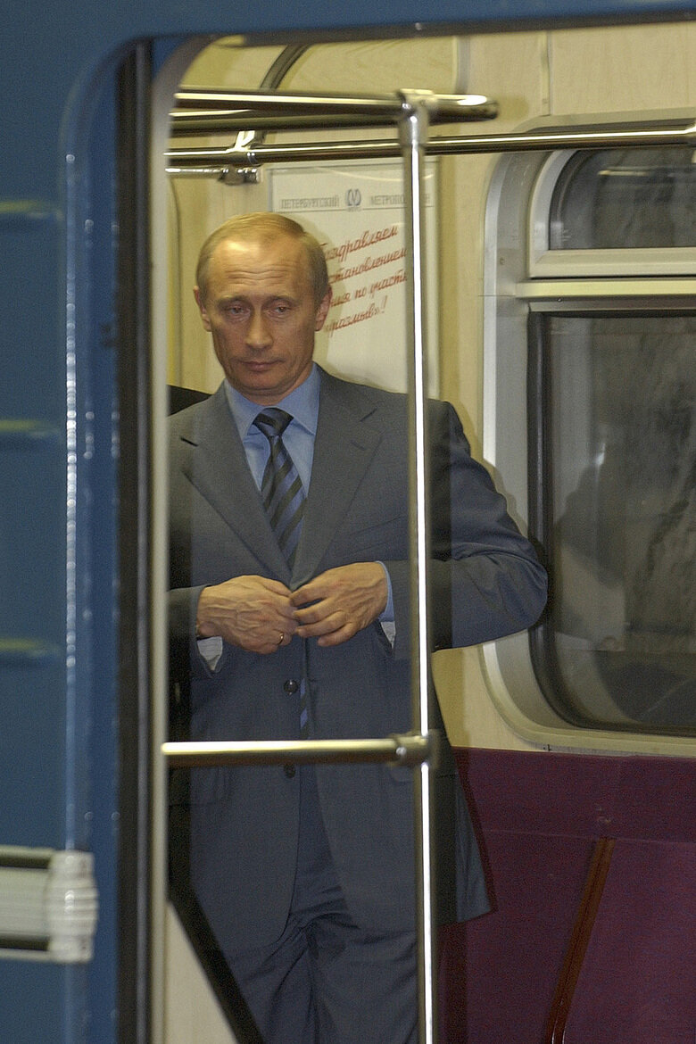 Путин в метро