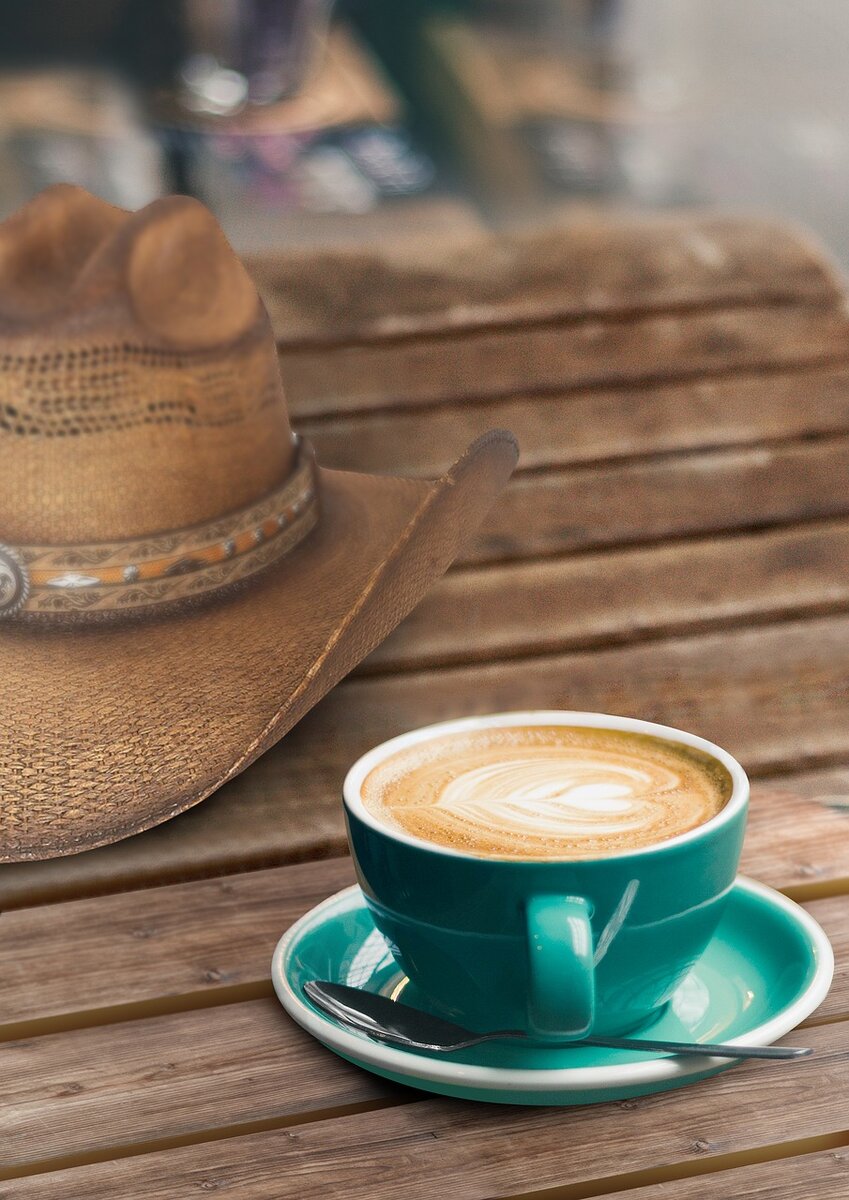 https://cdn.pixabay.com/photo/2018/12/13/09/38/coffee-3872488_1280.jpg
