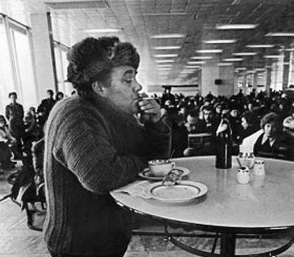 Пельмени съедены, нужно перекурить