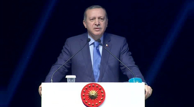Президент Турции выступает по поводу туркоманов, находящихся в Идлибе