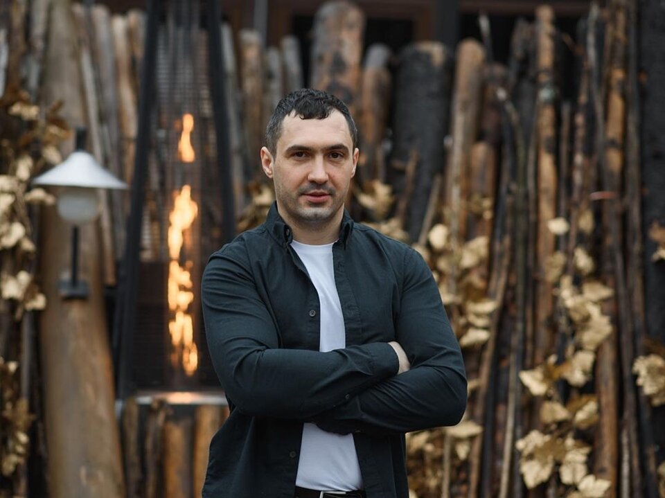 Денис не хочет спешить, но Алёна ждёт от него решительных шагов
​Фото: Архив Dom2Life.ru
