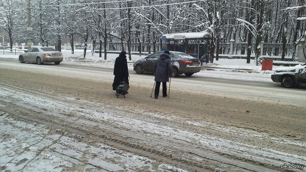 Источник: https://pikabu.ru/story/slaboumie_i_otvaga_1961638