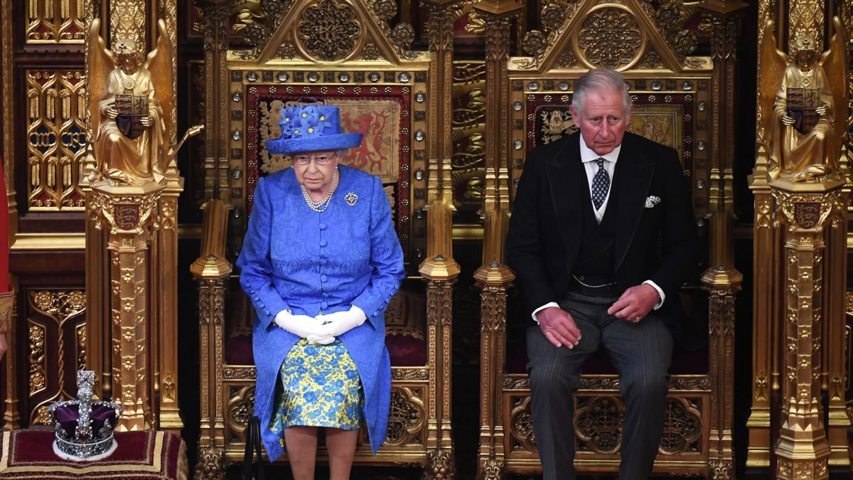 Королева Великобритании, со своим наследником