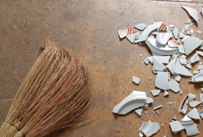  Примета — это вовсе не пережиток прошлого, а обоснованный вывод, сделанный в результате долгих наблюдений. Люди привыкли не доверять предвестиям, считая их суеверием. Однако вся наша жизнь основана на опыте, и ничто другое не сигнализирует об опасности так, как приметы.ЭЗОТЕРИКААВТОРКлуберНА ЧТЕНИЕ5 мин.ПРОСМОТРОВ4.3k.