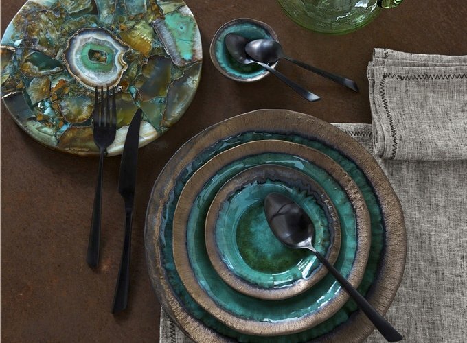 Чаша «Altadill» из глазурованной керамики, ручная работа. Ø15 x В.2,5 см.- 3499 руб. (со скидкой по состоянию на 06.05.2020 - 2 274.35 руб)