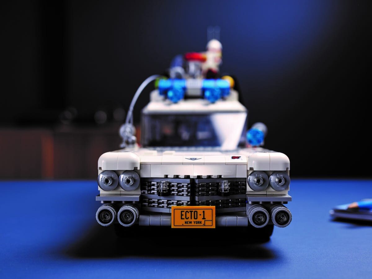 Lego показала набор с легендарным автомобилем ECTO-1 из «Охотников за  привидениями» | RTVI НОВОСТИ | Дзен