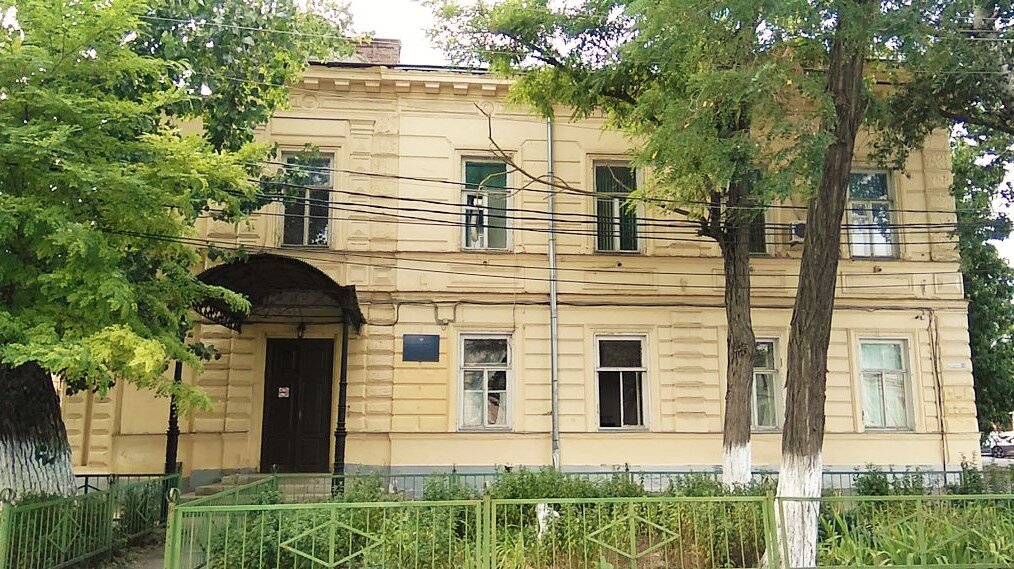 Здание на Александровской, 33