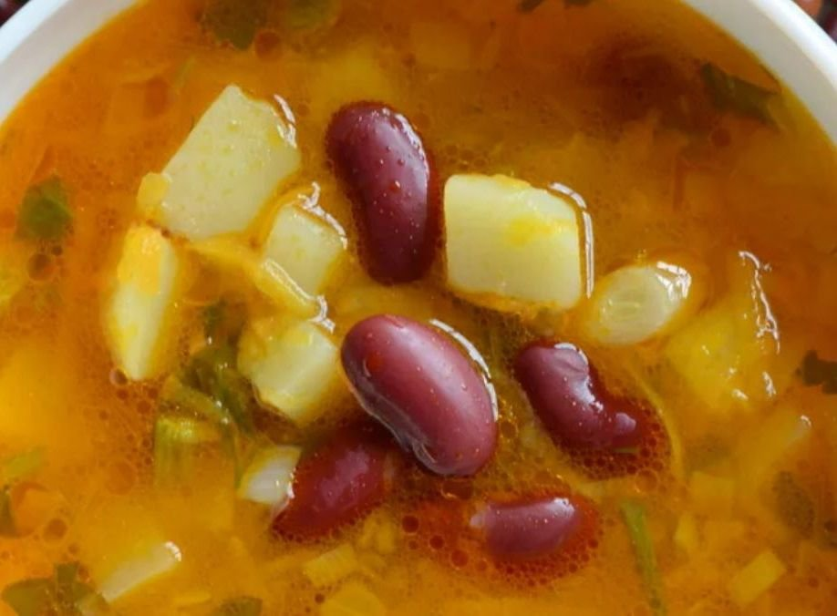Ингредиенты для фасолевого супа с мясом