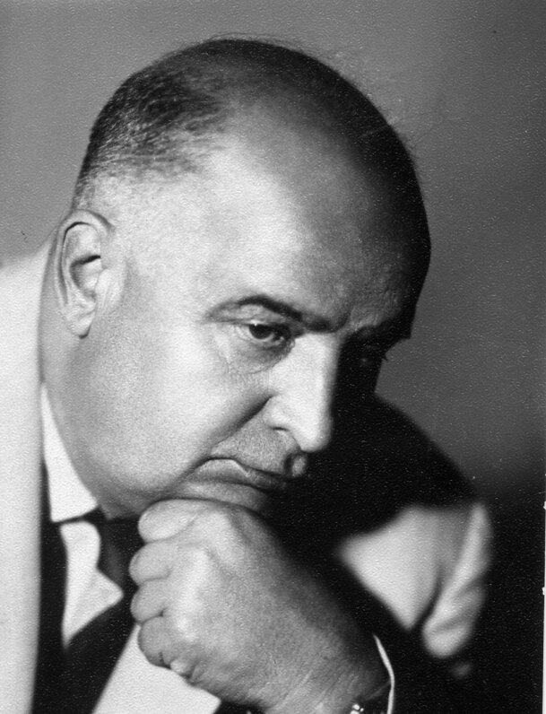 Александр Роу