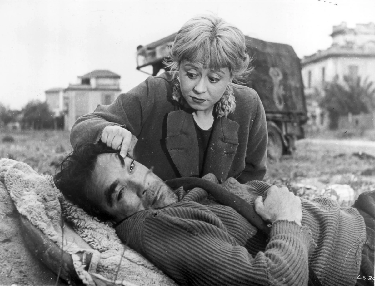 Кадр из к/ф "Дорога" (La Strada).
