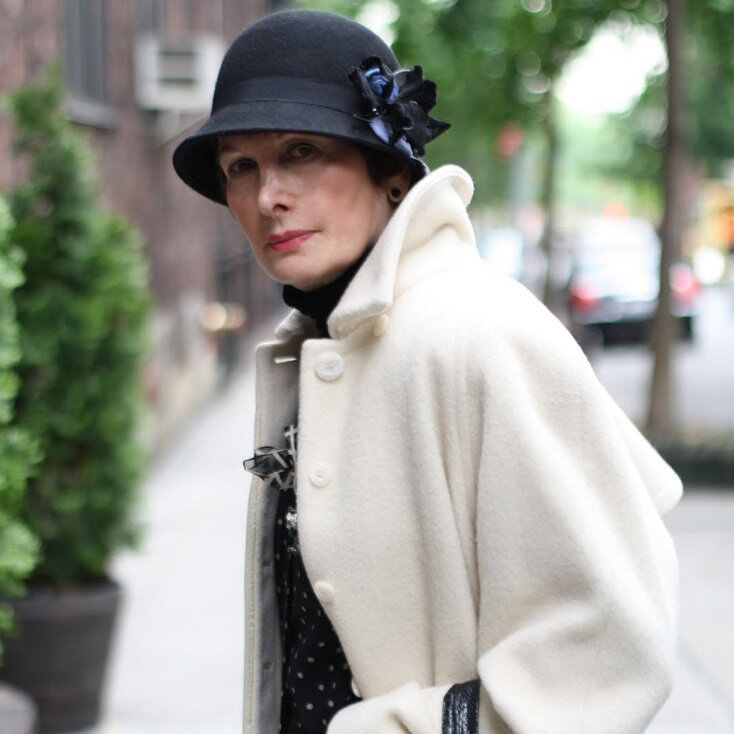 Шляпа в женском гардеробе: устаревший аксессуар или модная новинка?