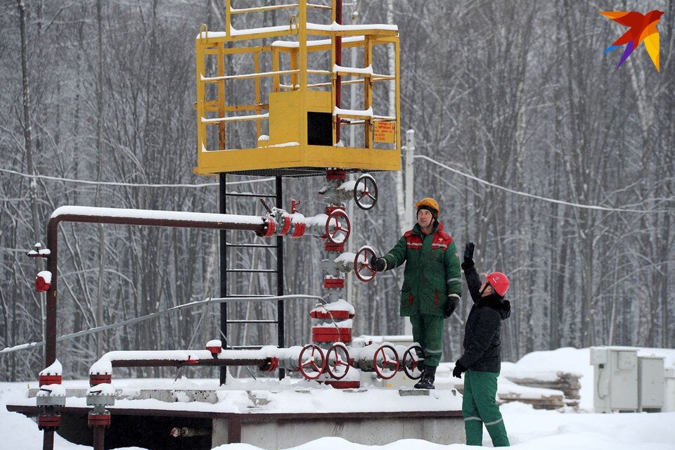    На многих предприятиях и во многих организациях Беларуси при приеме на работу обязательно потребуются характеристики с предыдущего места работы. Виктор ДРАЧЕВ